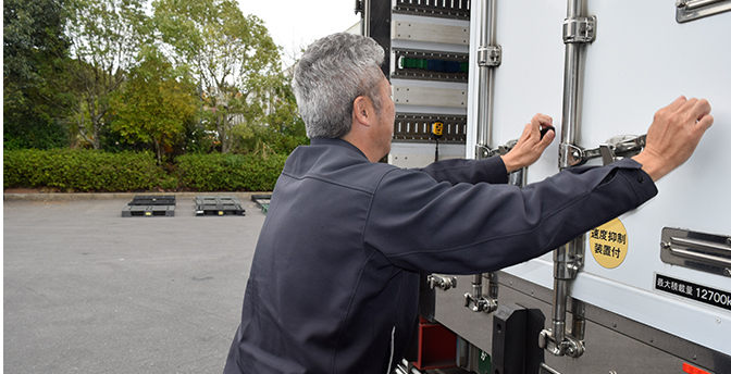 トラックスライド6